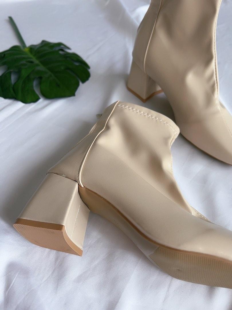 Cream colour boots top