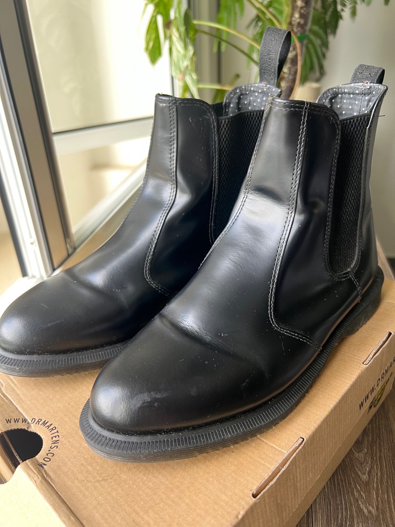 Doc marten hotsell flora boots