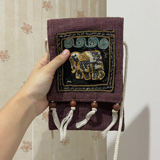 (Kategori: ) berada di . Dikirim oleh bobamilk.apparel (ID iklan 1191463803, Gambar 1). Deskripsi: .