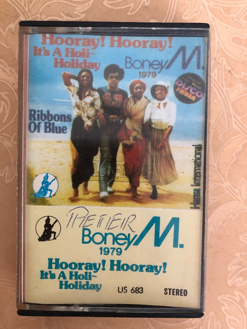hooray hooray its a holi holiday lyrics song