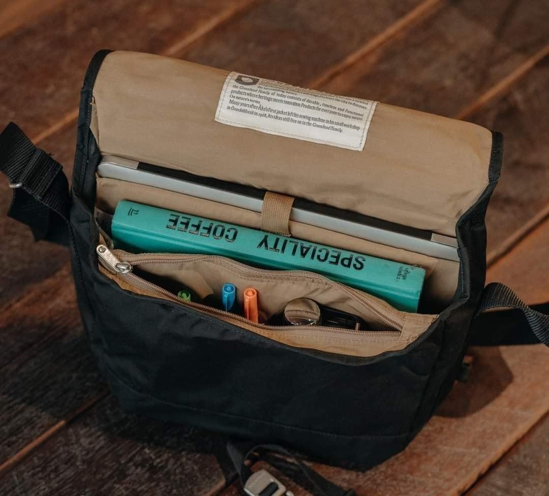 Fjällräven greenland top messenger bag