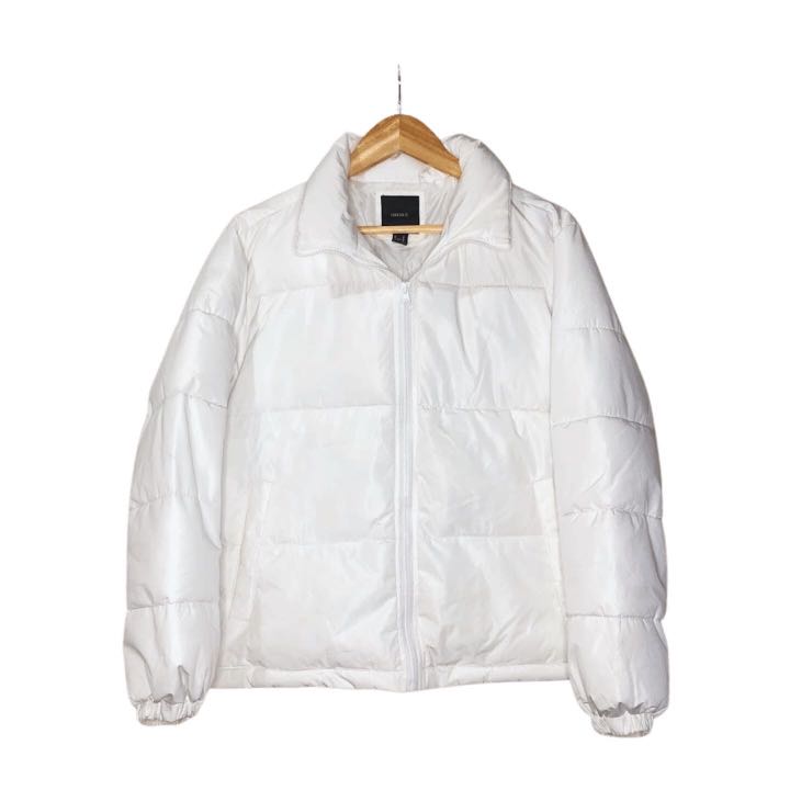 Forever 21 white puffer jacket