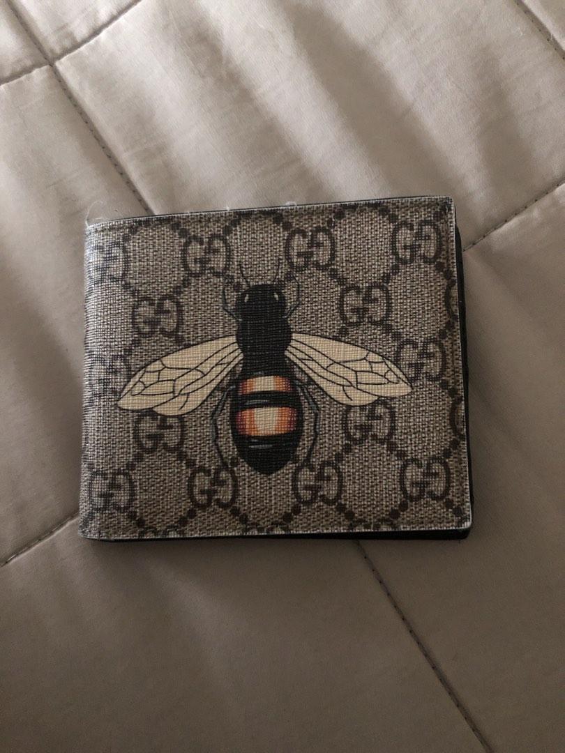 Authentic Gucci Bee Wallet, Men's Fashion, Watches & Accessories, Wallets &  Card Holders on Carousell