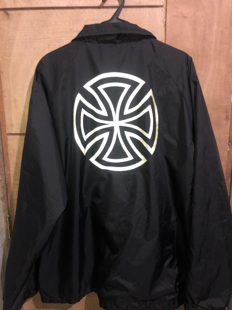 Independent top coaches jacket