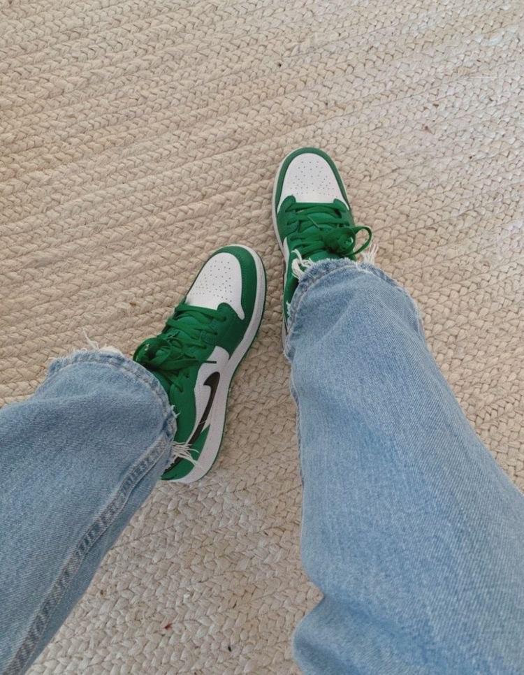 RUSH! Jordan 1 Low Pine Green (Category: Sneakers) located in Manila. Submitted by seconddibs (Listing ID 1191465291, Image 2). Description: Fitted at home, never used outside! Excellent condition 🍃 ❕MAKE READING A HABIT LAST PRICE POSTED! STOP HAGGLING PLS initially wanted to sell for 12k since I got this at that price excluding intl & local sf plus the pair is only fitted at home and is basically brand new! hope u can respect my listing curren