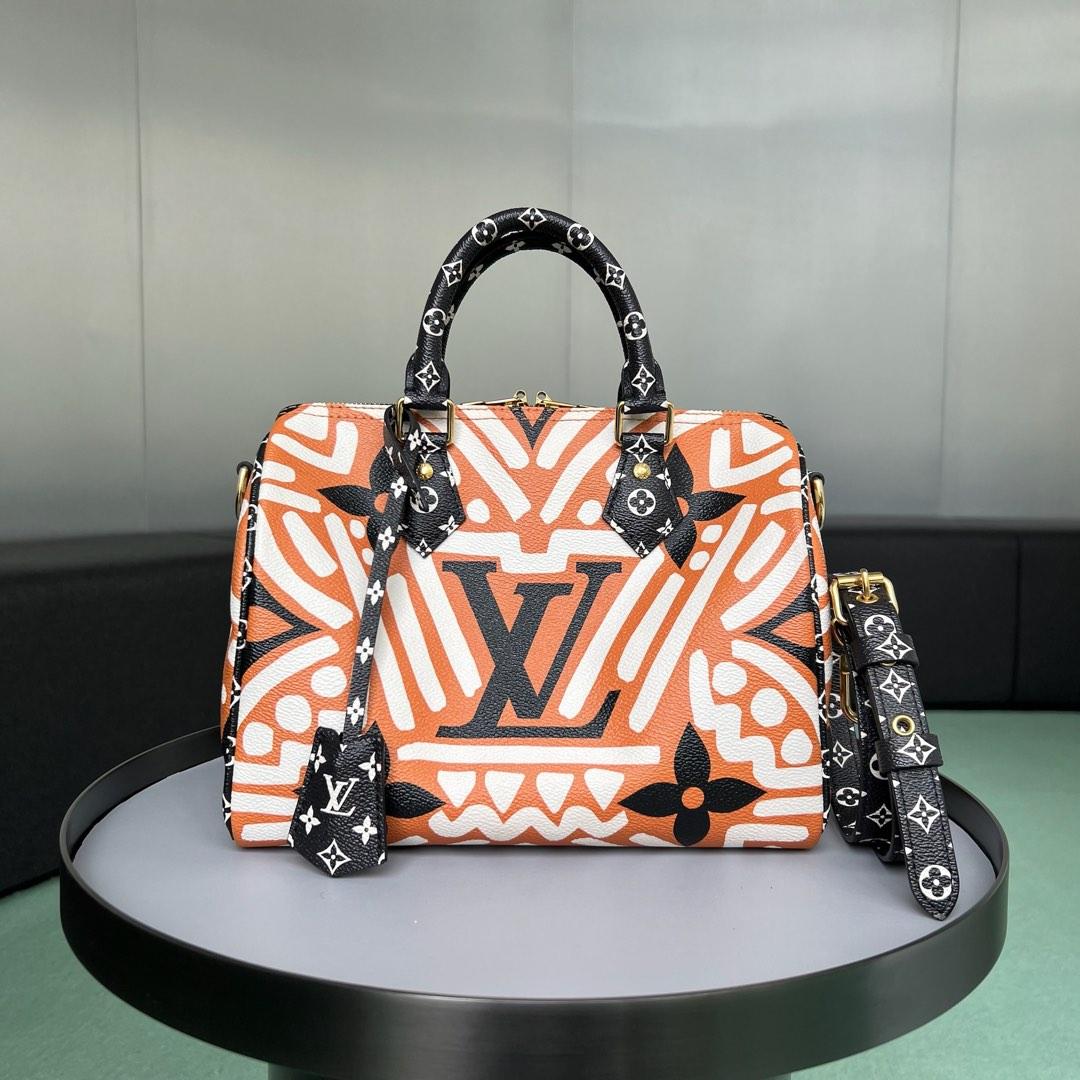 Louis Vuitton speedy 25, Luxury, Bags & Wallets on Carousell