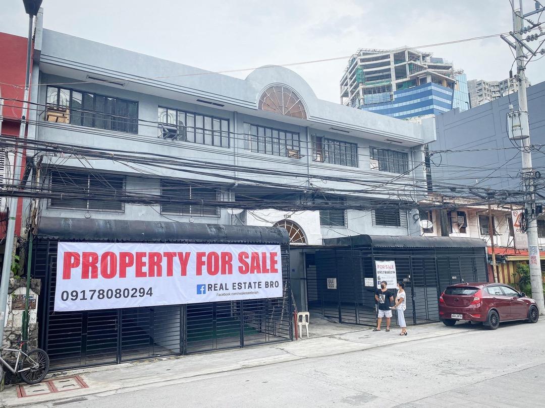 Makati City San Antonio Village Prime Commercial Residential Apartment