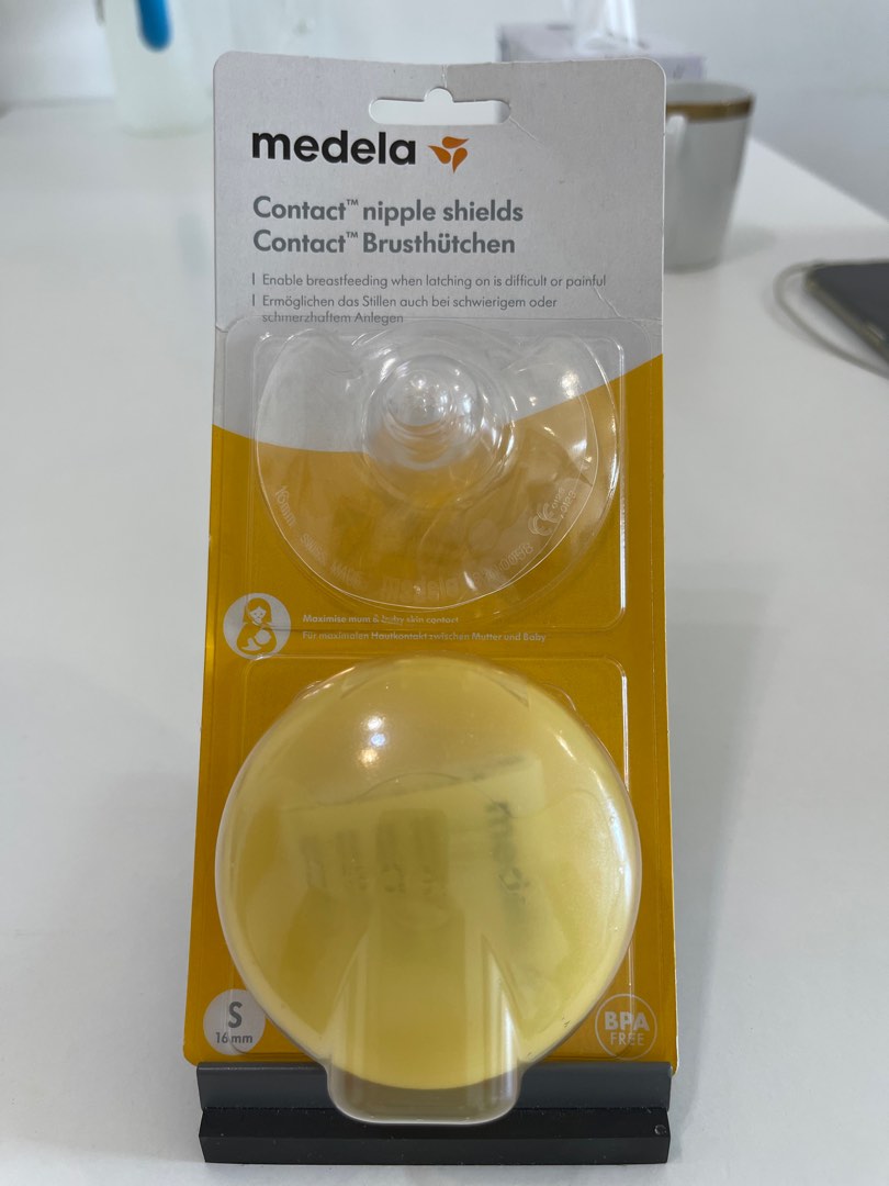 Medela Nipple Shield with Case 16mm, Babies & Kids, Nursing & Feeding