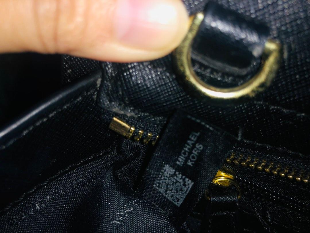 Michael Kors Handbag, Luxury, Bags & Wallets on Carousell