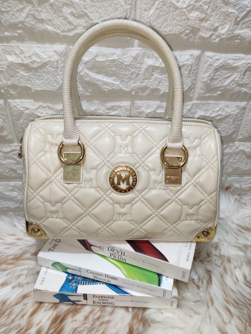 Metrocity Top Handle Mini Small Structured Doctors Bag in White with Gold  Hardwares, Women's Fashion, Bags & Wallets, Shoulder Bags on Carousell