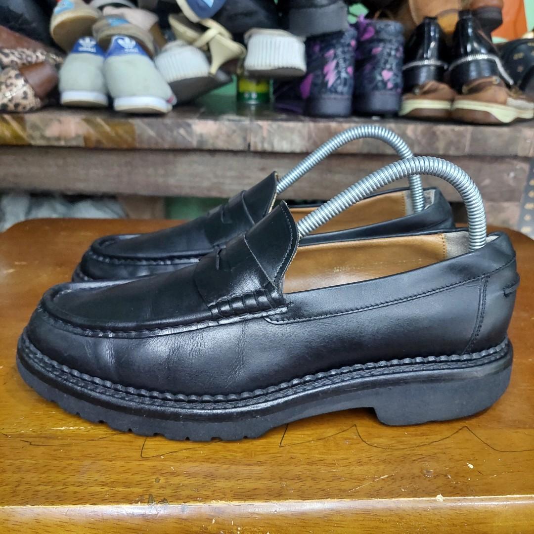 REGAL BLACK LEATHER LOAFERS SIZE 7 men 