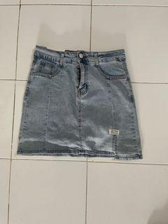 Rok jeans pendek