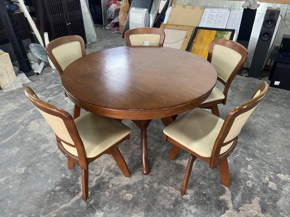 Round Wood 6-Seater Dining Table Set with 5 Leather Chairs / Set Meja ...