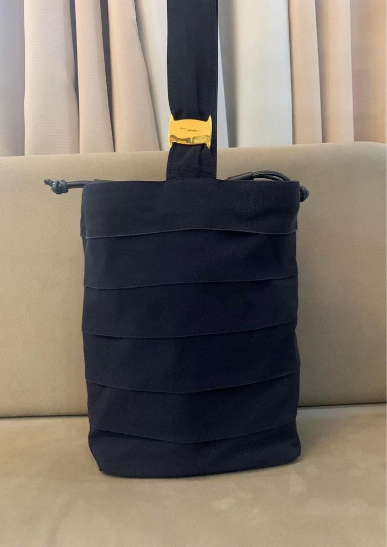 SalvatoreFerragamo Backpack (Category: Luxury Bags & Wallets) located in Paranaque City. Submitted by katlouieleandicho (Listing ID 1191360230, Image 3). Description: 💯Authentic #SalvatoreFerragamo Backpack Made in Italy Rank A Price : P6.3K.