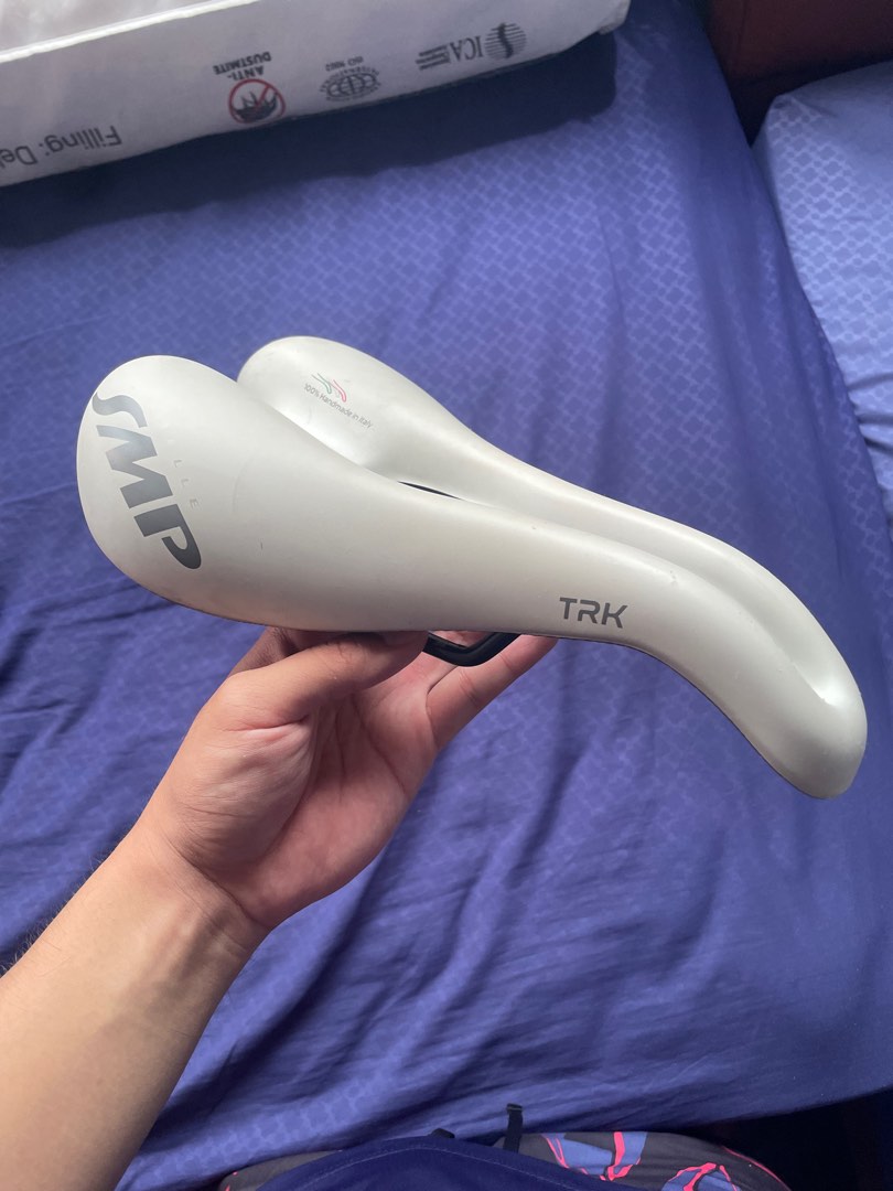 Selle SMP saddle, Sports Equipment, Bicycles & Parts, Parts