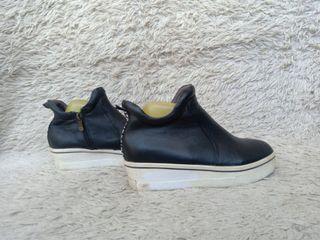 Short boot wedges kulit asli
