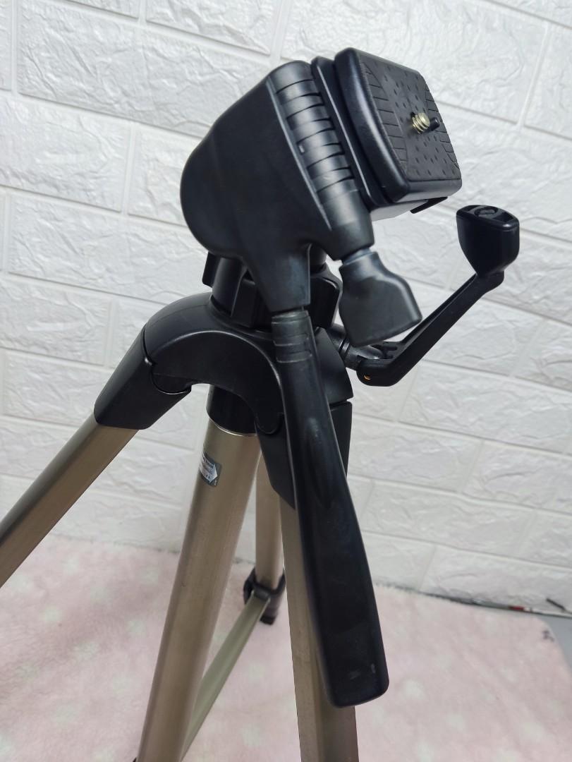 SLIK U8000 tripod, Photography, Photography Accessories, Tripods