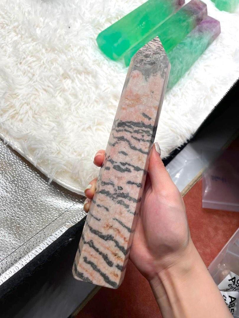 Statement pink zebra towers, Women's Fashion, Jewelry & Organisers