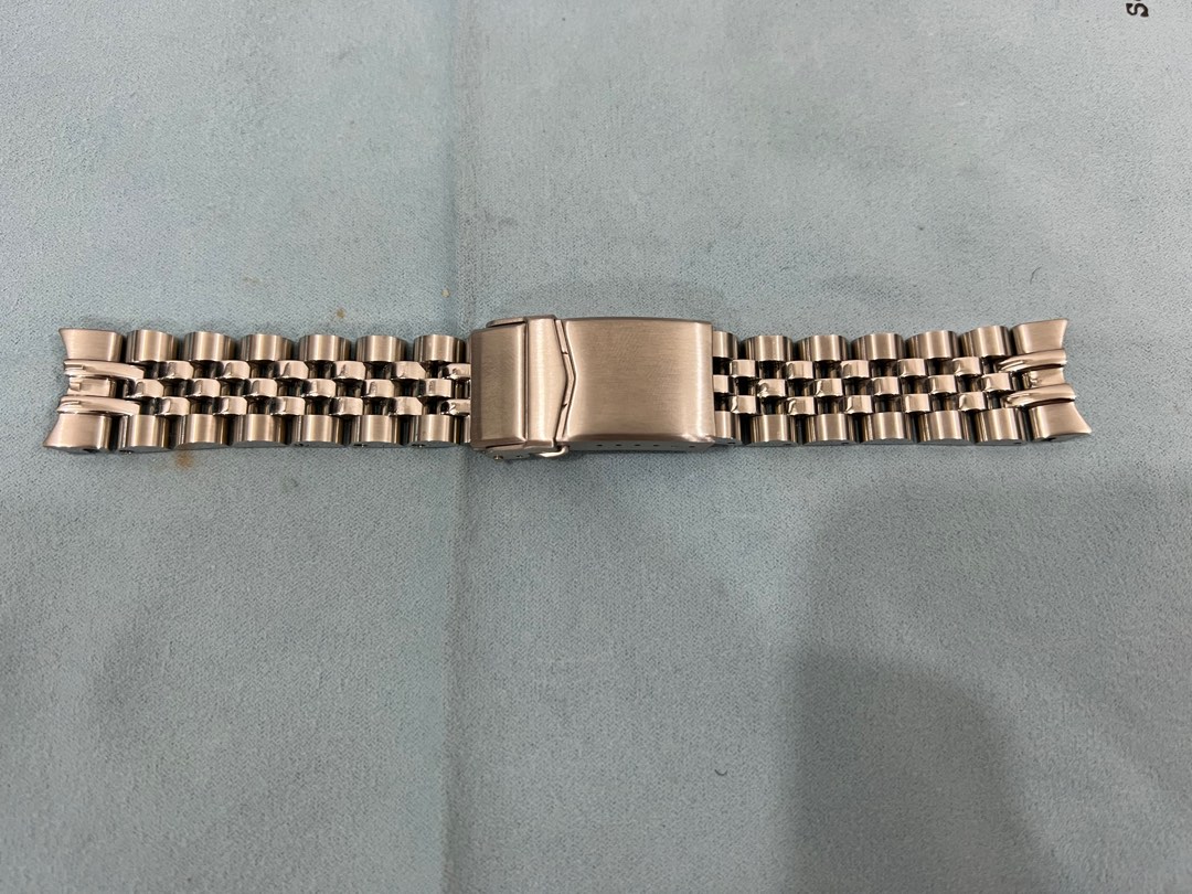 Strapcode jubilee bracelet, Luxury, Watches on Carousell