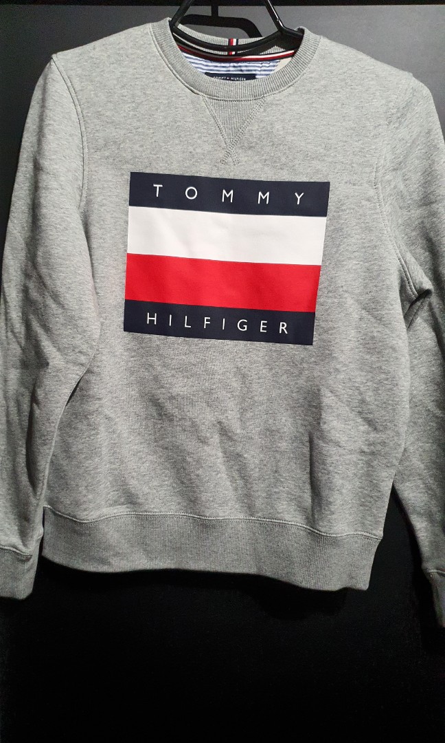 Tommy sweater, Men's Fashion, Tops & Sets, Tshirts & Polo Shirts on ...