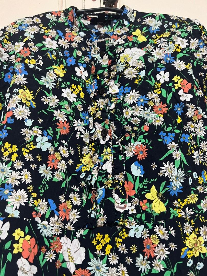 Topsho Floral Dress (Category: Dresses) located in Taguig. Submitted by 5erap (Listing ID 1191378084, Image 2). Description: In very good condition! Very nice in actual!.