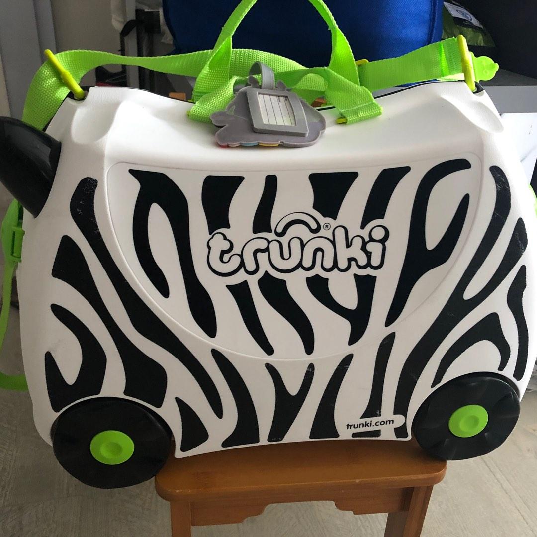 Trunki zebra 2025