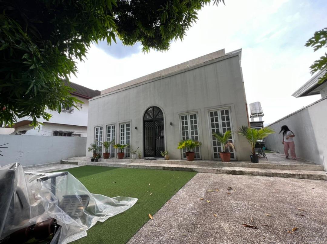 Valle Verde 1 Modern House with Pool for Sale, Property, For Sale