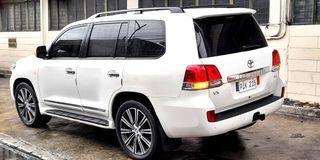 2011 Toyota Land cruiser 200series V8 intercooler Turbo diesel 4x4 matic p1,375,000 down payment ok Auto