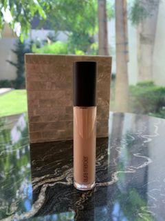 2019/2020 awal - LAURA MERCIER CONCEALER