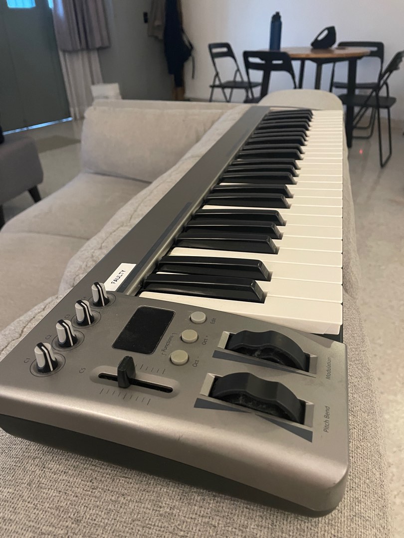 Masterkey 61 discount midi keyboard