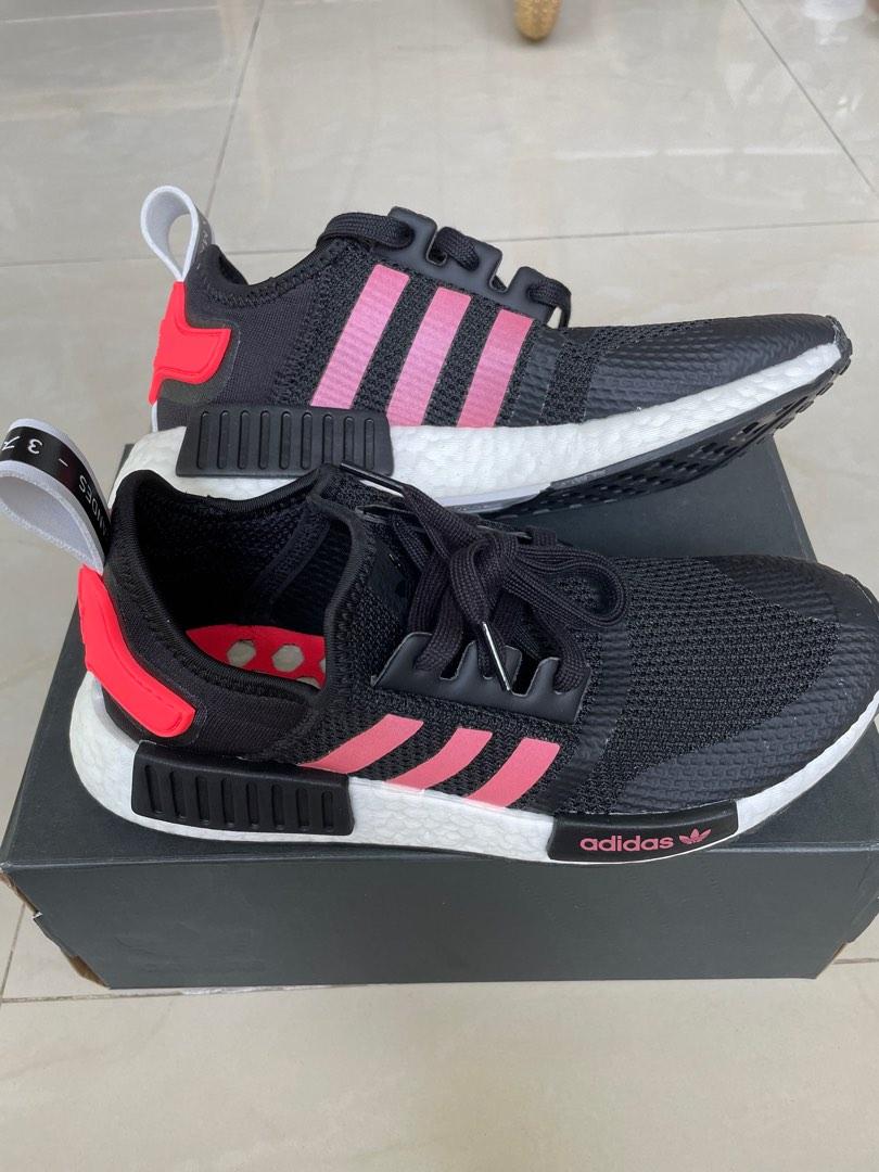 aves de corral tal vez Excluir Adidas NMD R1 - black/pink size US 8, Men's Fashion, Footwear, Sneakers on  Carousell