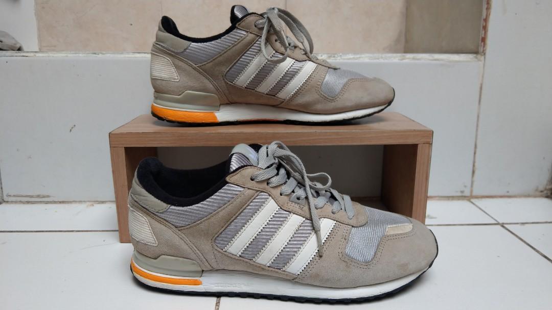 Adidas zx 700 ice grey hotsell