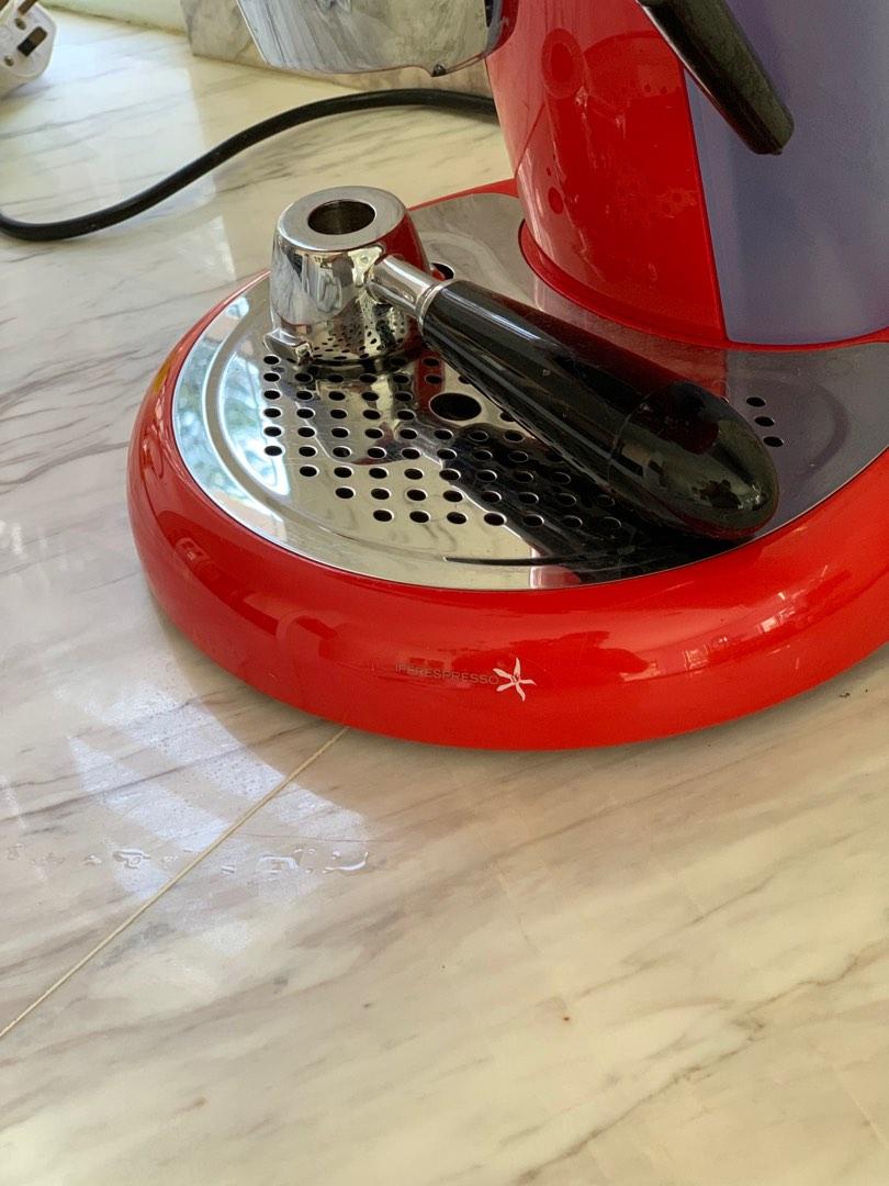Almost New Illy Coffee Machine X7.1 iperEspresso Machine Red, TV