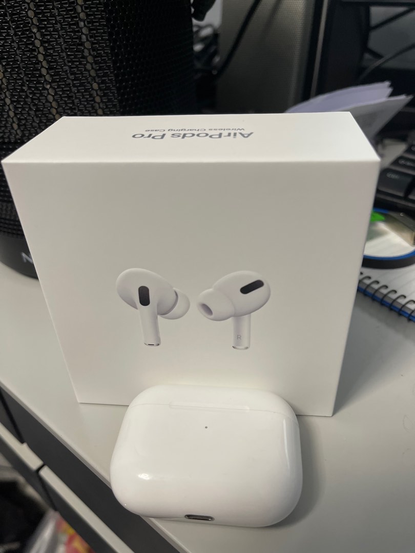 店舗併売品 【値下げ交渉歓迎】Apple AirPods Pro(第一世代) イヤフォン