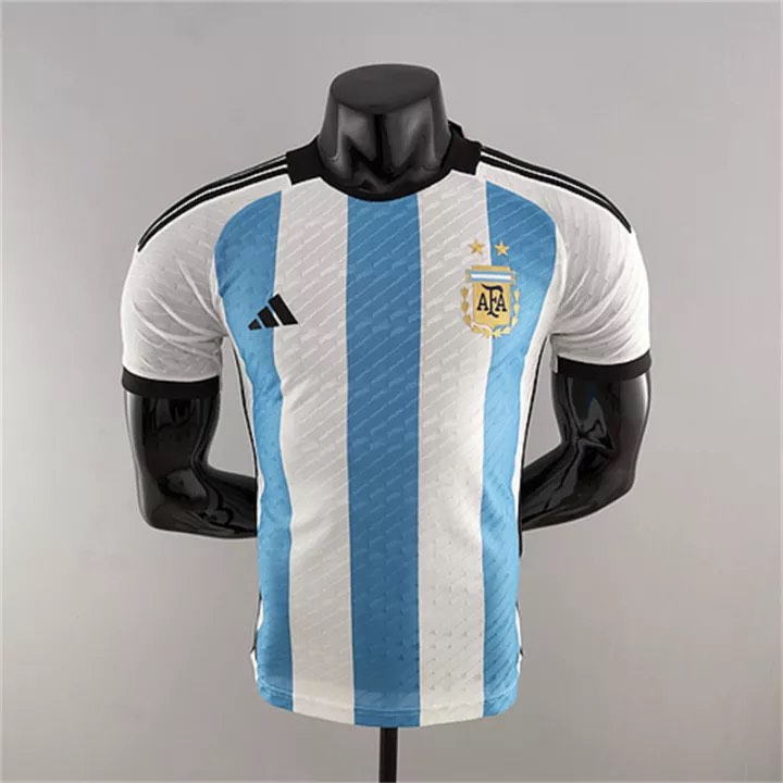 Argentina 22 Away Jersey with Messi Nameset, Men's Fashion, Activewear on  Carousell