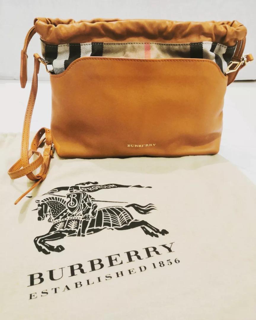 Burberry little top crush crossbody bag