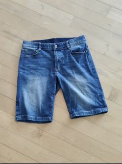 (Category: ) located in . Submitted by volks85 (Listing ID 1191665356, Image 1). Description: .