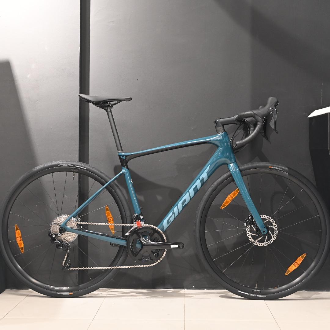 Giant defy blue deals