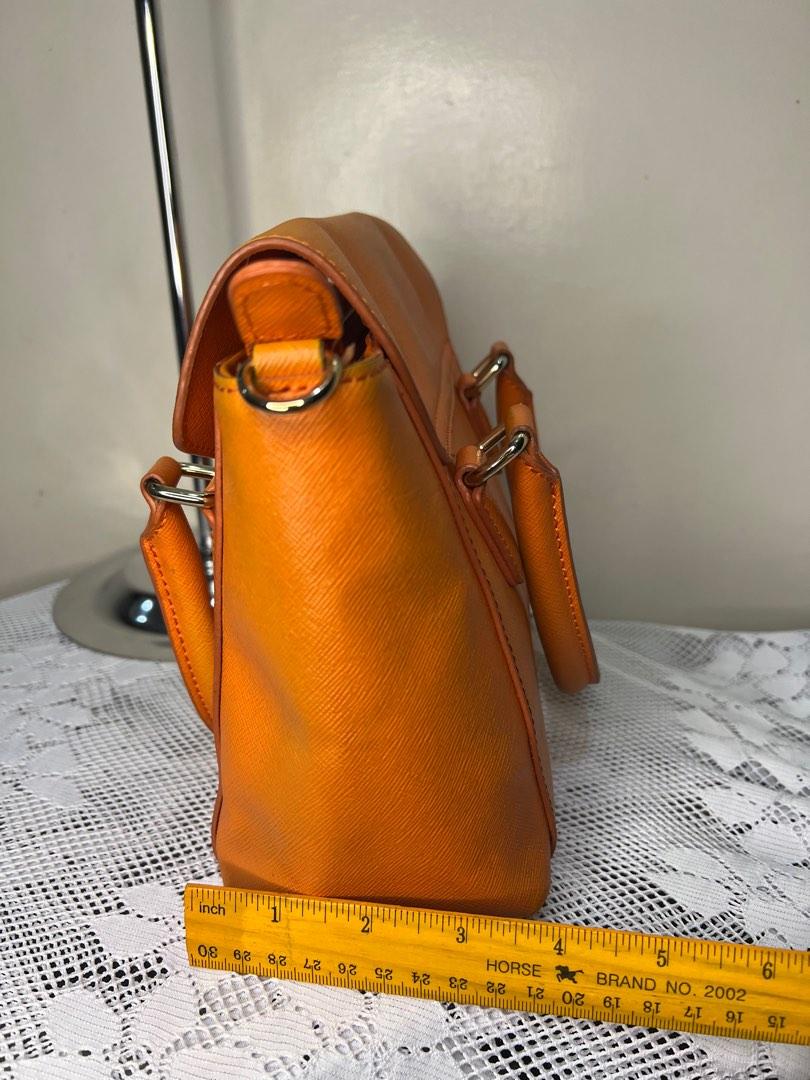 BRAND NEW Brera in yellow color with sling Selling price : Php2000