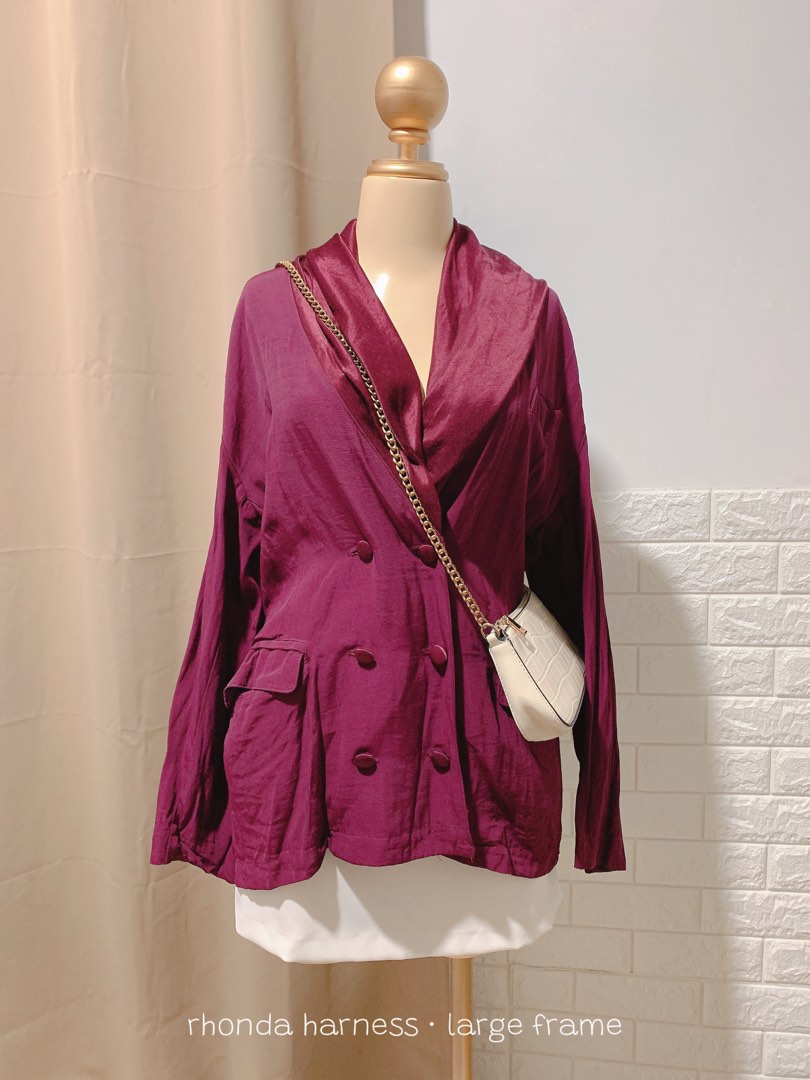 BURGUNDY BLAZER, Women's Fashion, Coats, Jackets and Outerwear on Carousell