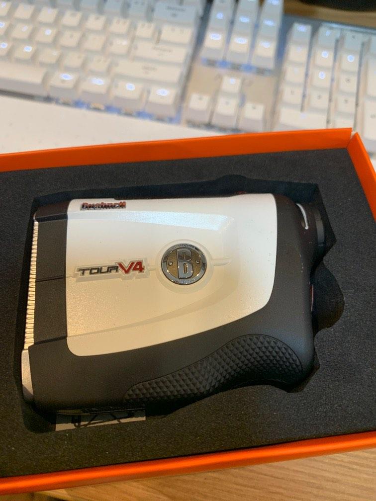 Bushnell Tour v4 legal) golf rangefinder, Sports Equipment