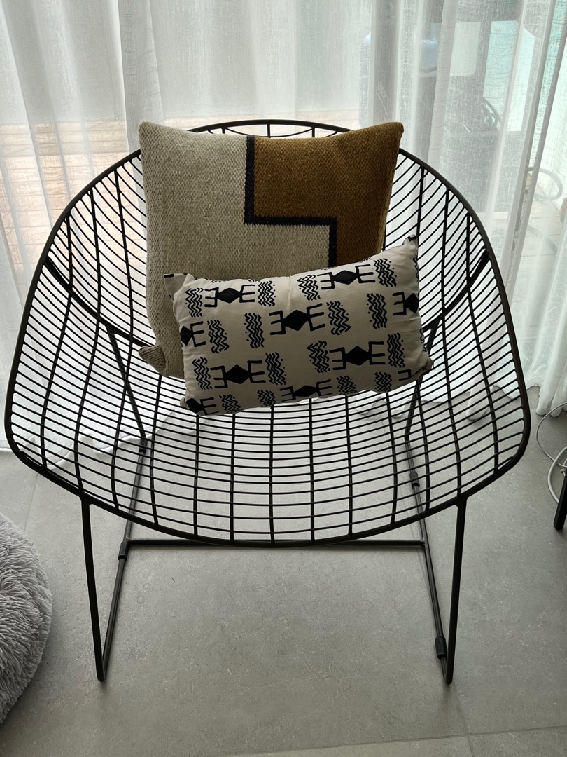Cb2 hot sale agency chair