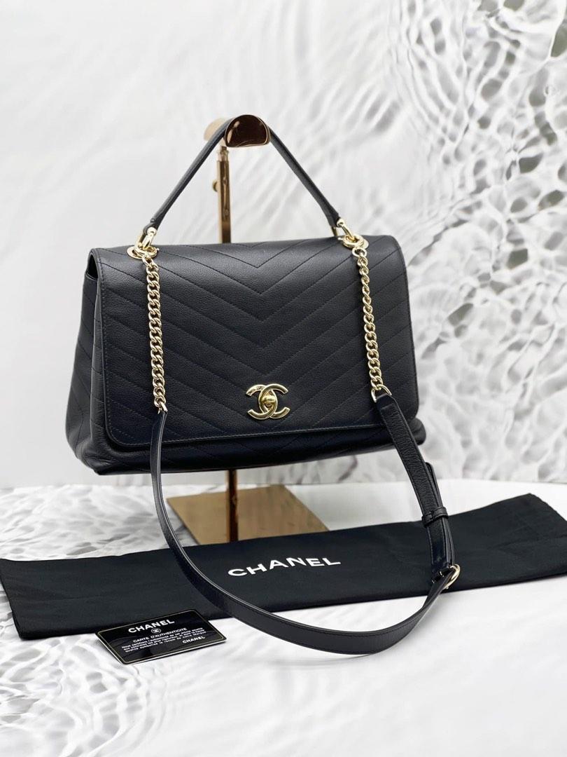 Chanel chevron chic sale