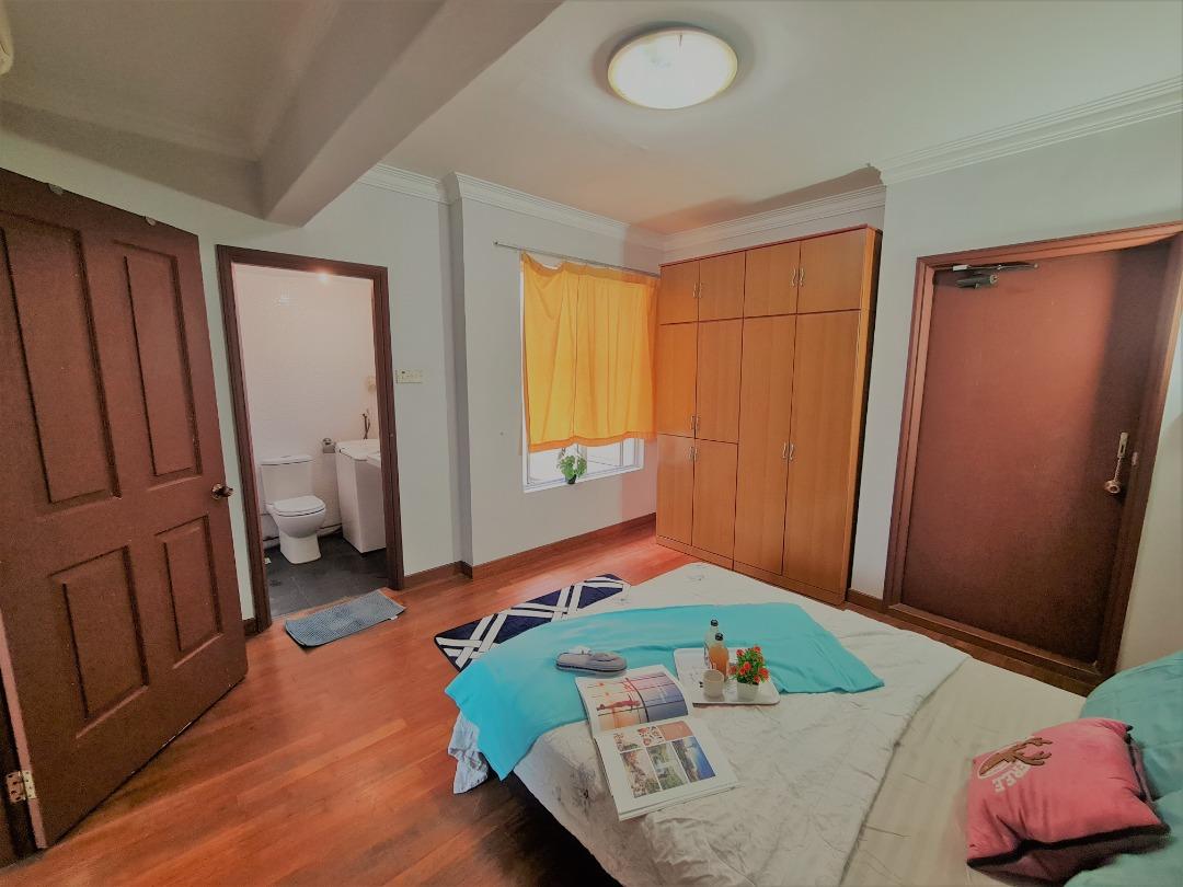 Cosy Studio with Attached Bathroom & own family hall for Rent