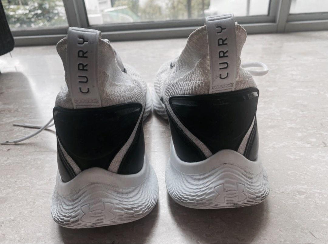 White shoes top 8s
