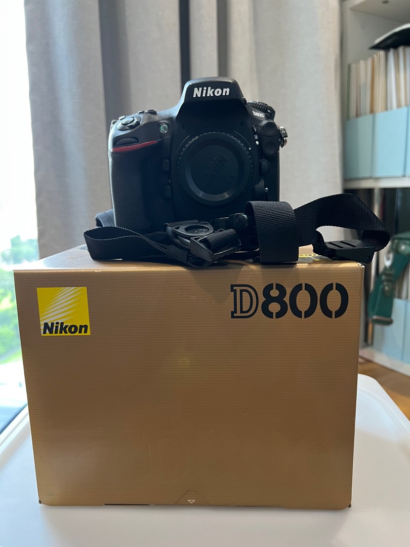 D800 with strap, Photography, Cameras on Carousell
