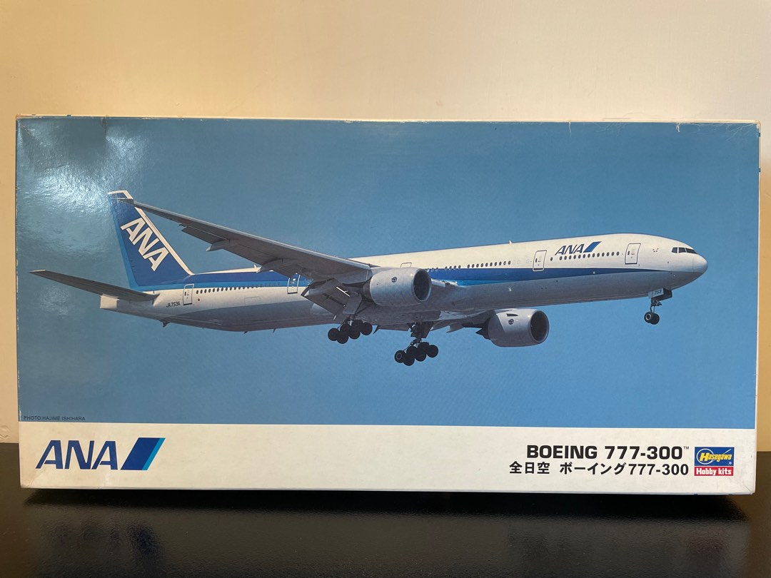 Hasegawa 1:200 ANA Boeing 777-300 飛機模型, 興趣及遊戲, 玩具 
