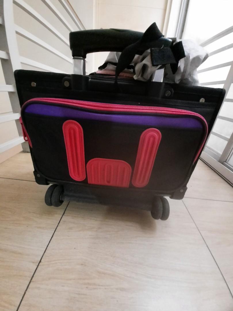 Hawk with Lifetime warranty school stroller bag complete set (Category: Everything Else Others) located in Quezon City. Submitted by themissingpiecesarehere (Listing ID 1191559321, Image 2). Description: Complete set of Hawk stroller trolley bag - with lunch bag, 2 side bags and silver protection cover. Clean. Silver cover has tear on one side and back as seen on the last pictures. Lifetime warranty..