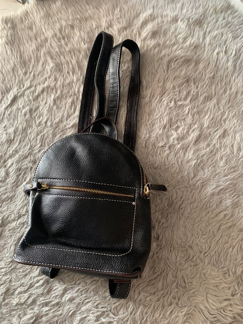 Howru mini backpack, Women's Fashion, Bags & Wallets, Backpacks on ...