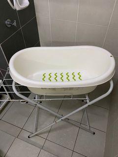 Ikea Baby tub + stand